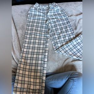 Forever 21. Plaid blue trousers. Size small.